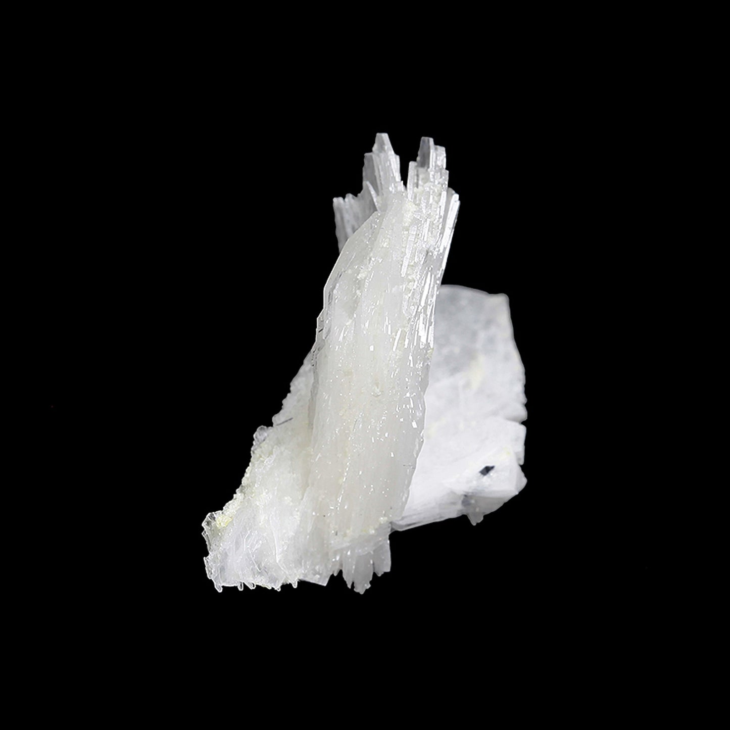Bertrandite