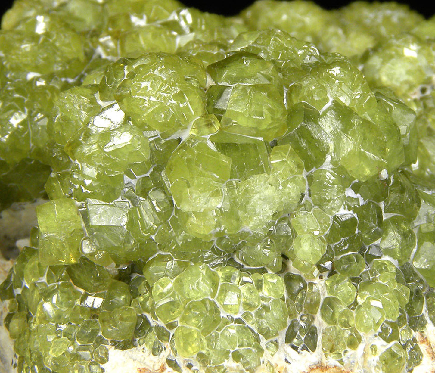 Andradite (var - Demantoid)