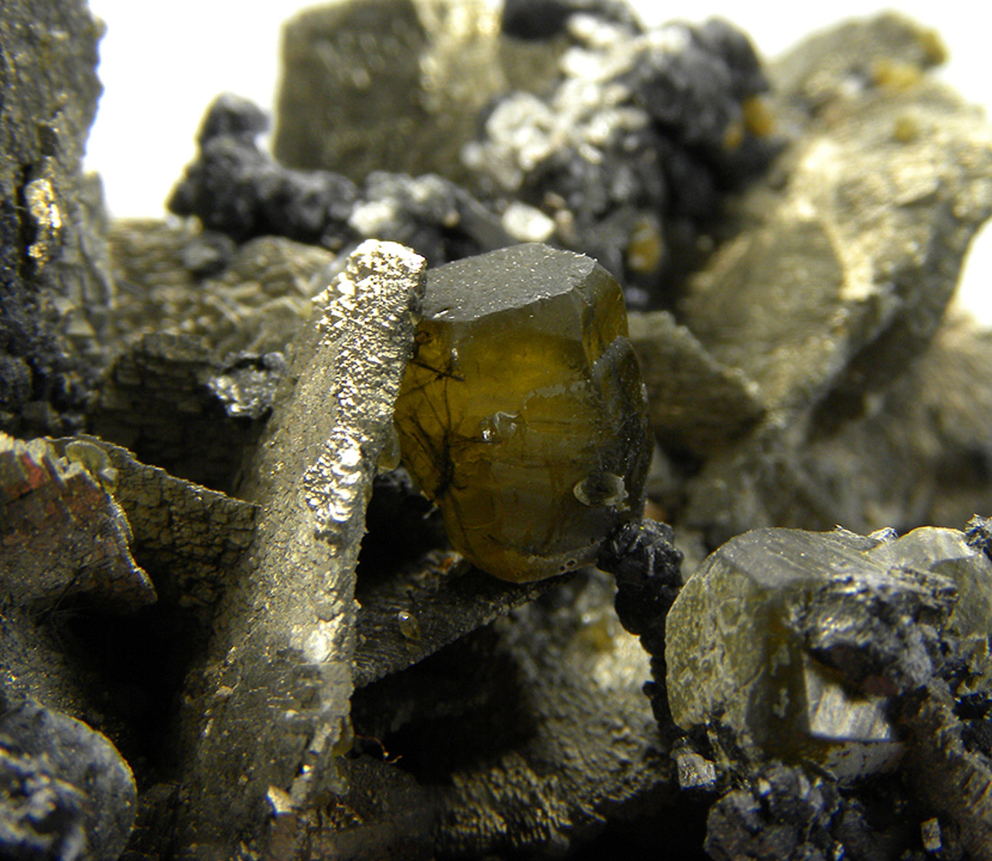 Siderite on Pyrite (replacing Siderite) with Stannite
