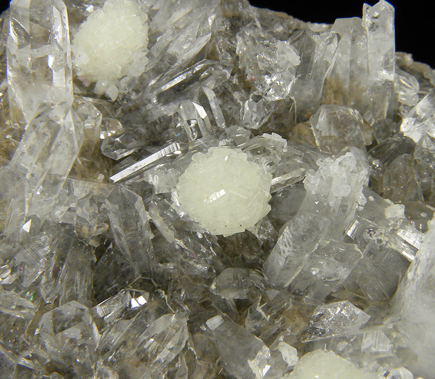 Wavellite with Quartz