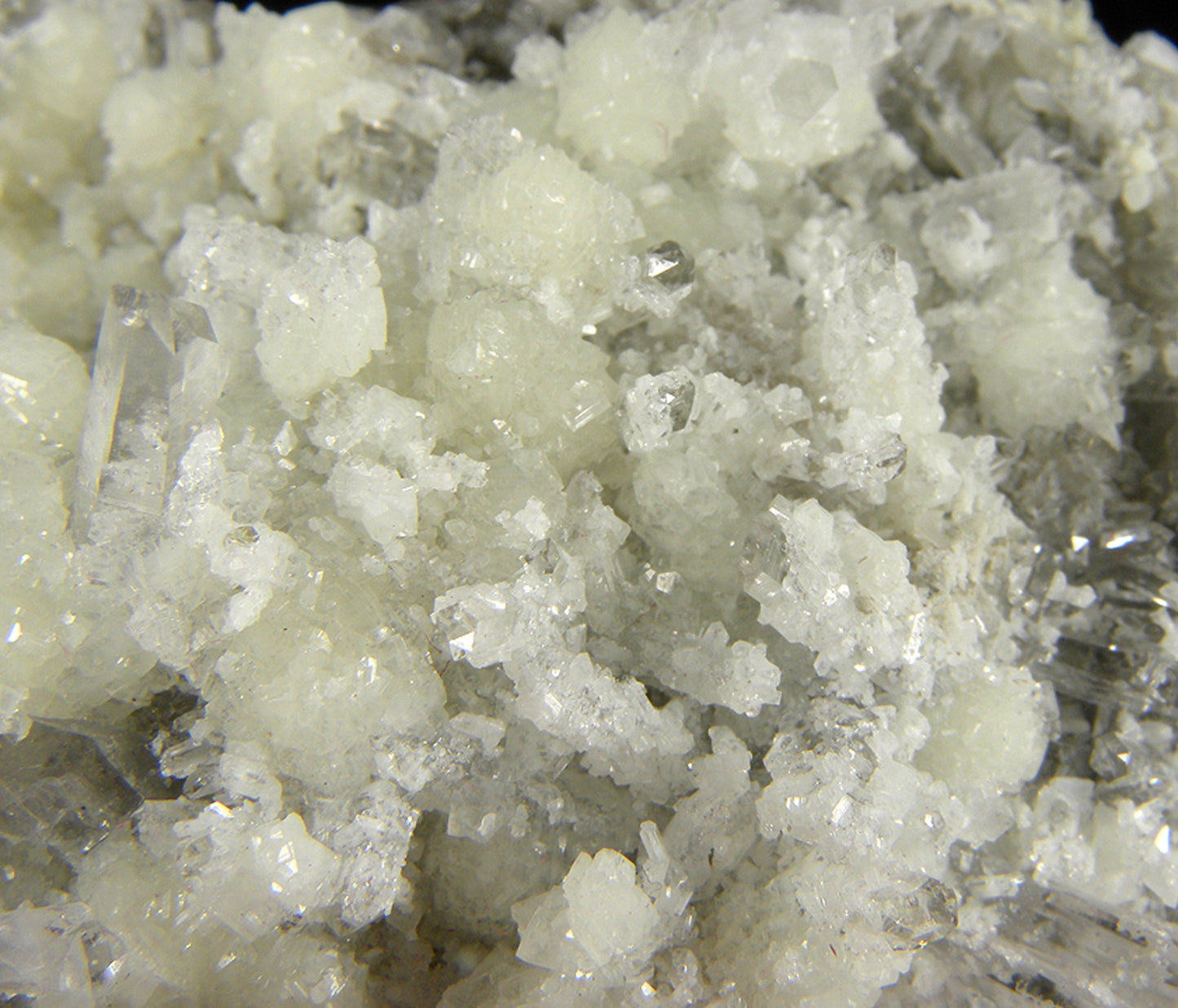 Wavellite with Quartz
