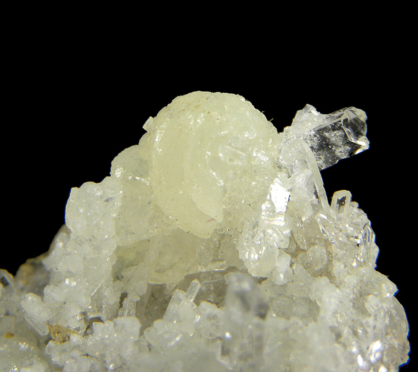 Wavellite with Quartz