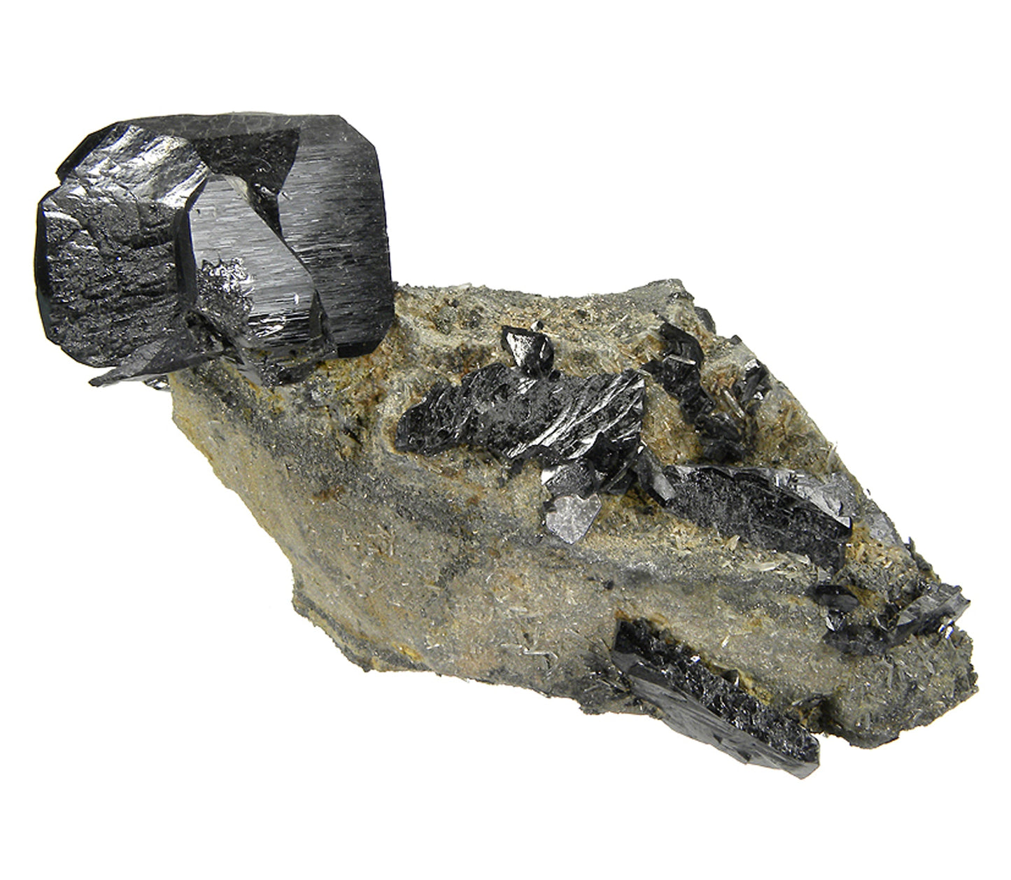 Ferberite
(rare doubly terminated twin) on matrix!
