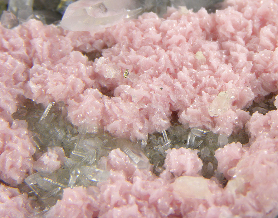 Rhodochrosite with Stilbite(!), Chalcopyrite and Quartz