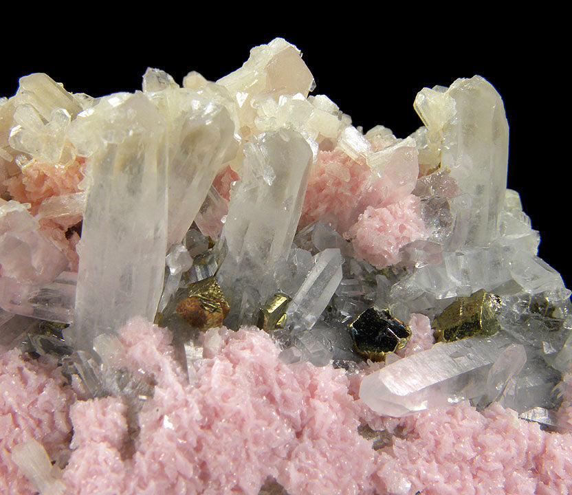 Rhodochrosite with Stilbite(!), Chalcopyrite and Quartz