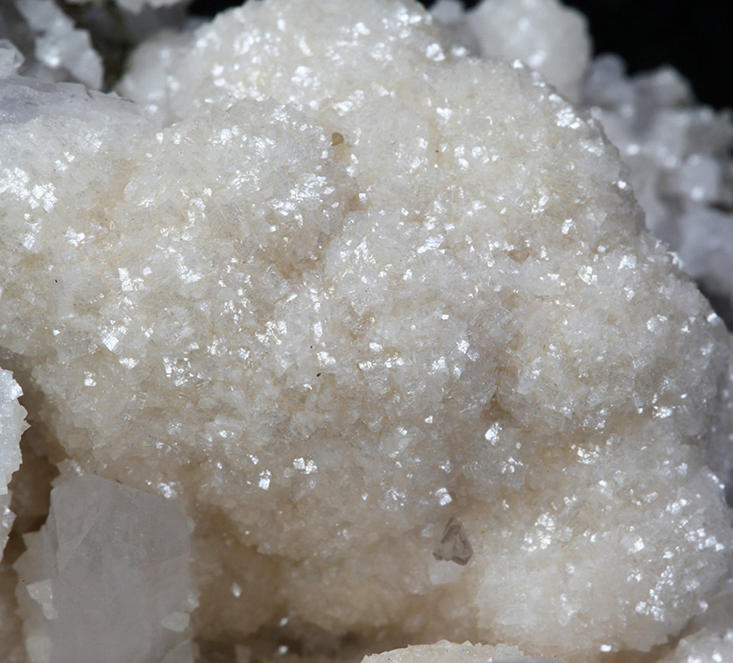 Dolomite with Quartz
(Fe and Mn bearing) (near Kutnohorite)