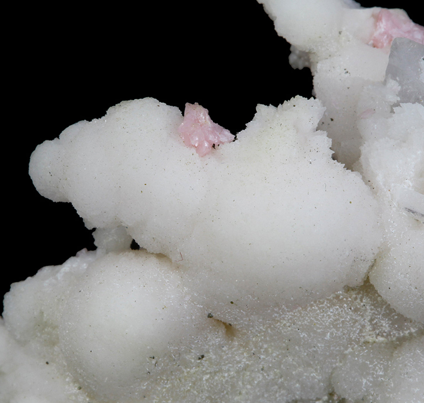 Anhydrite (!) with Rhodochrosite and Quartz
