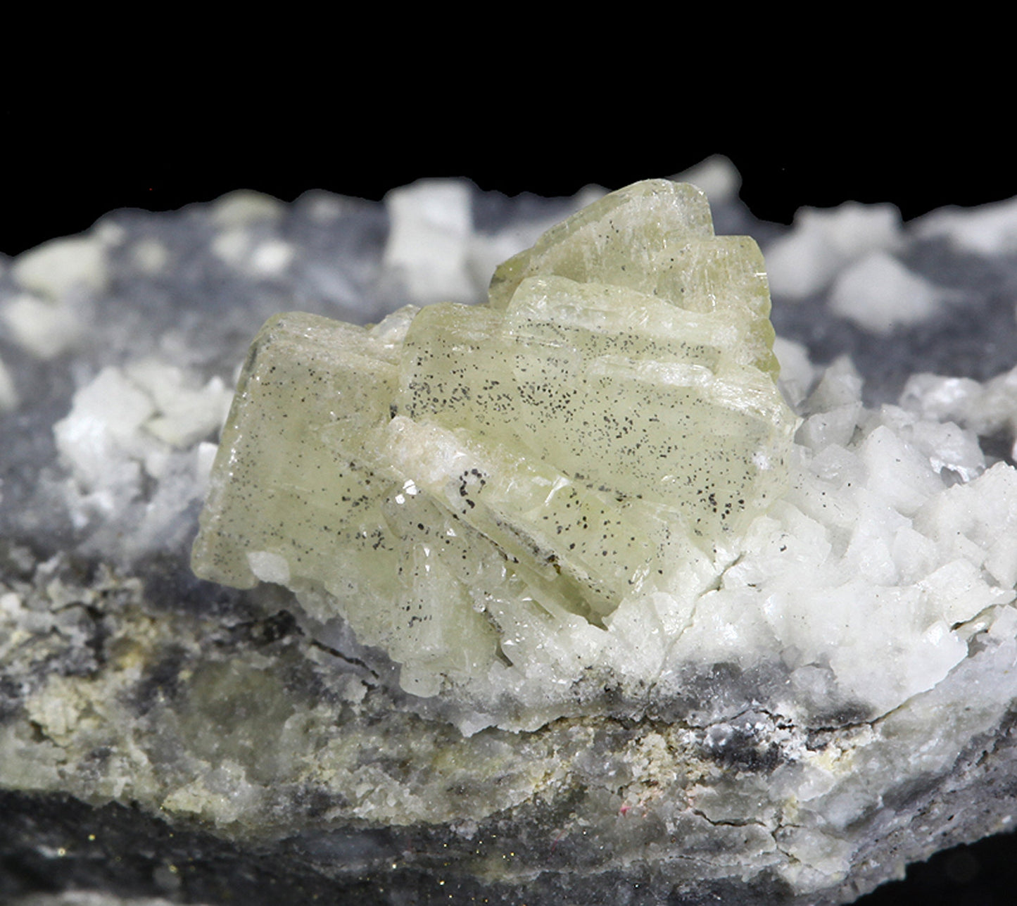 Baryte on Dolomite