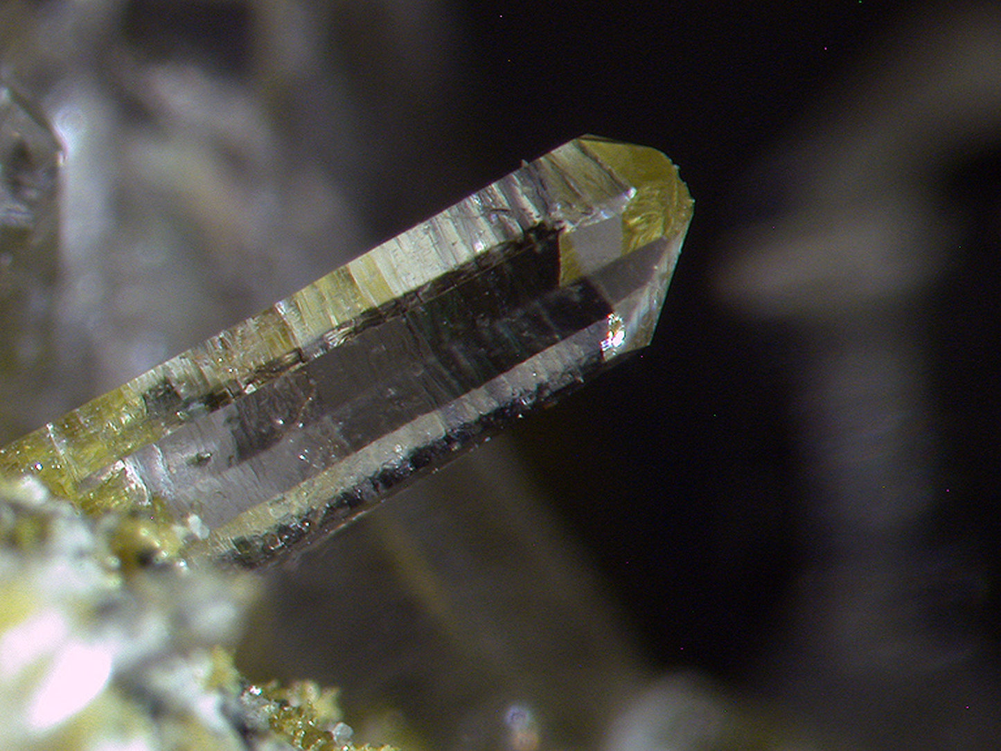 Quartz with Epidote