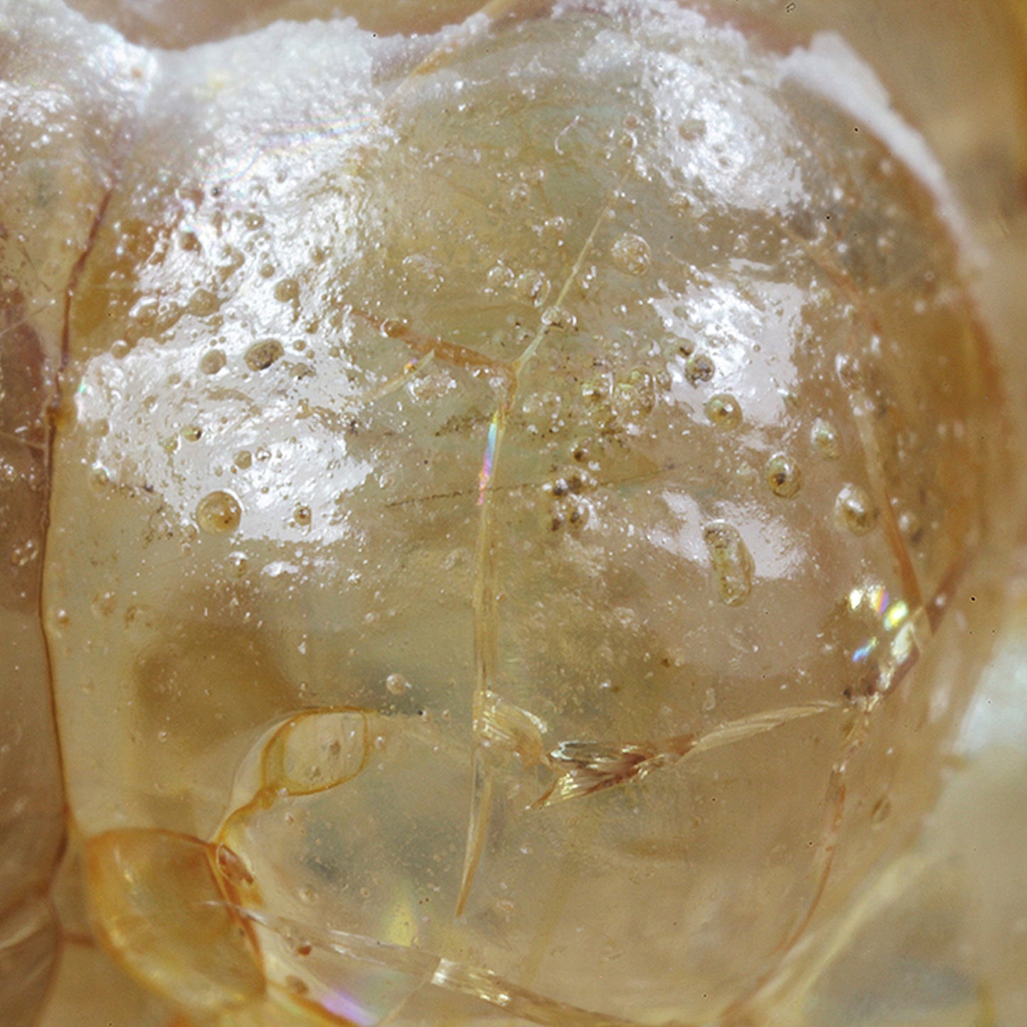 Opal
(var: Opal-AN) / (var: Hyalite Opal)
(“Blood Vessel Opal”)