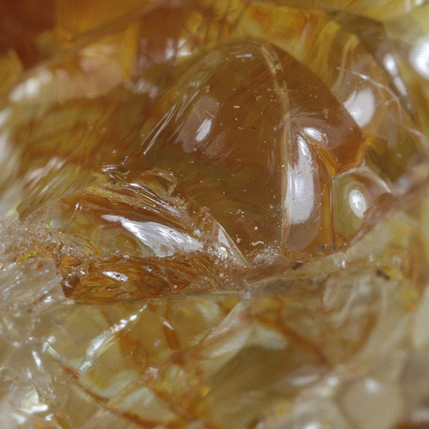 Opal
(var: Opal-AN) / (var: Hyalite Opal)
(“Blood Vessel Opal”)