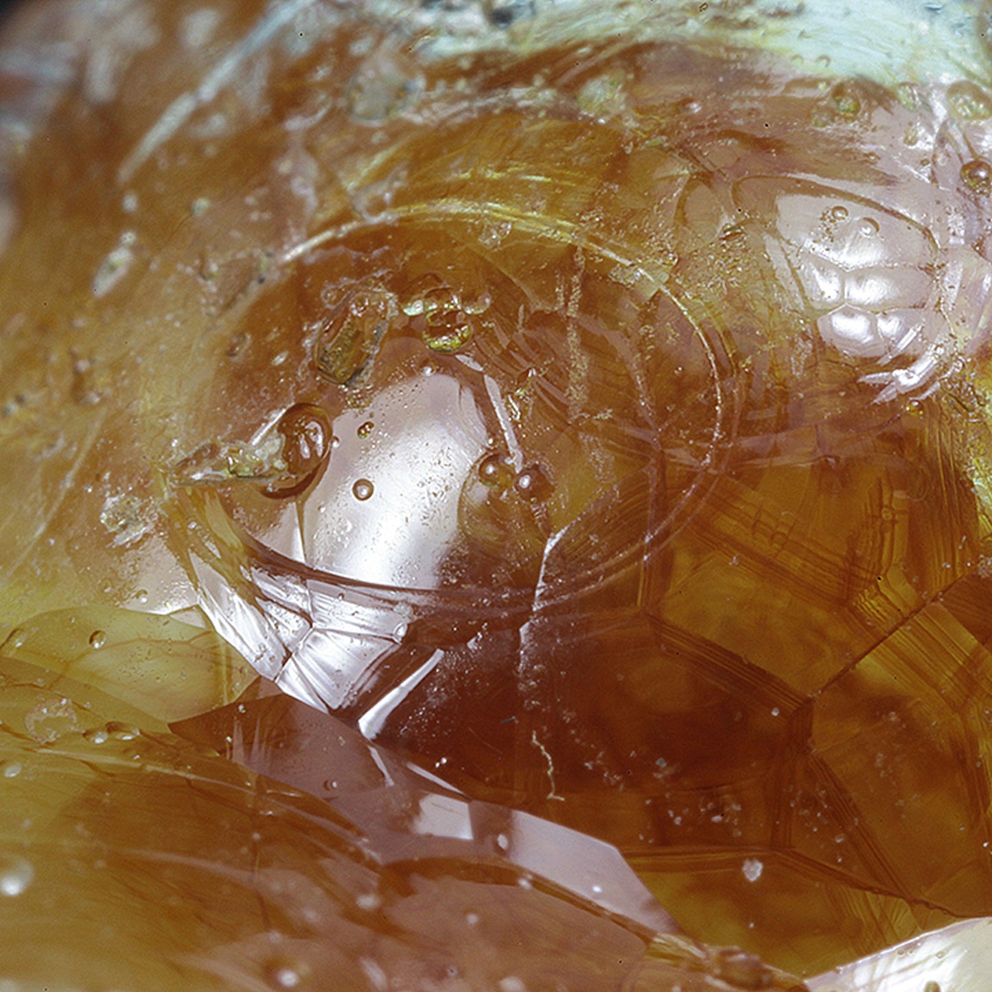 Opal
(var: Opal-AN) / (var: Hyalite Opal)
(“Blood Vessel Opal”)