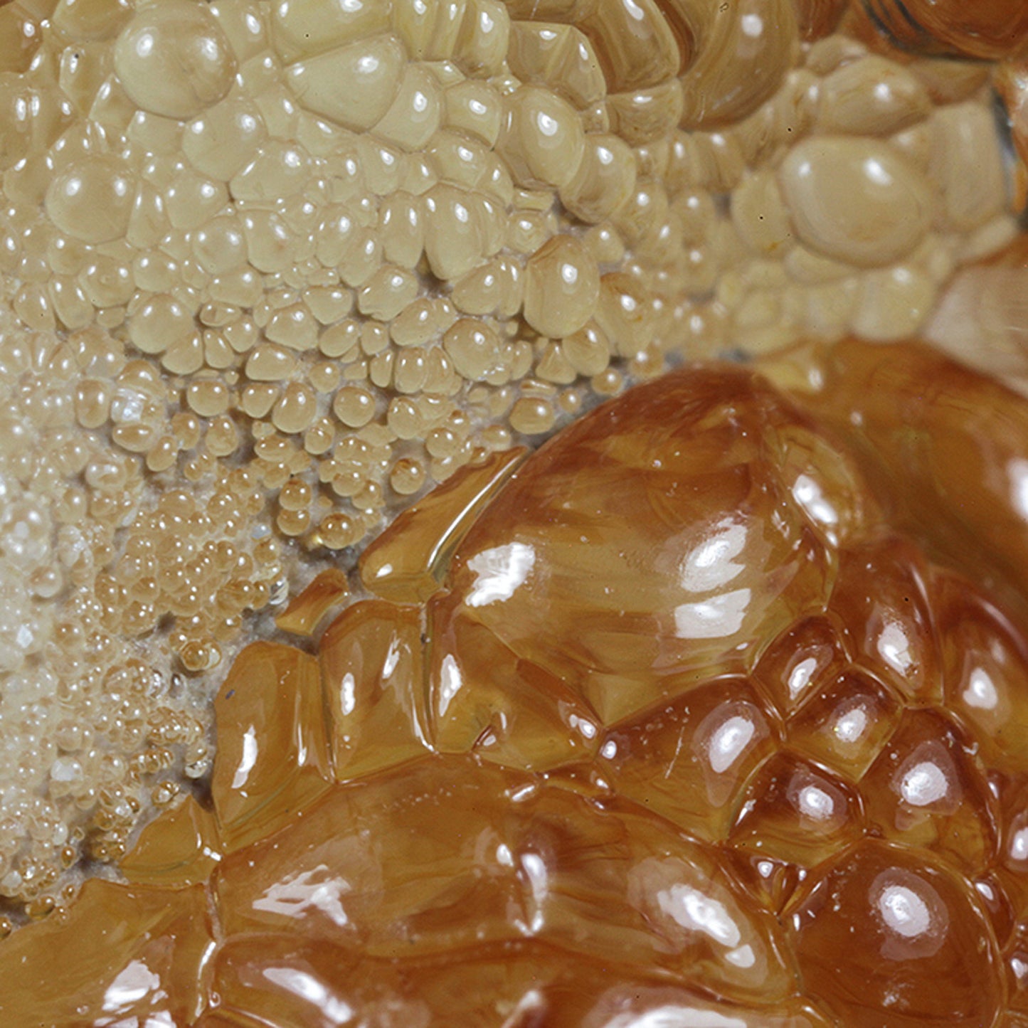Opal
(var: Opal-AN) / (var: Hyalite Opal)
(“Blood Vessel Opal”)