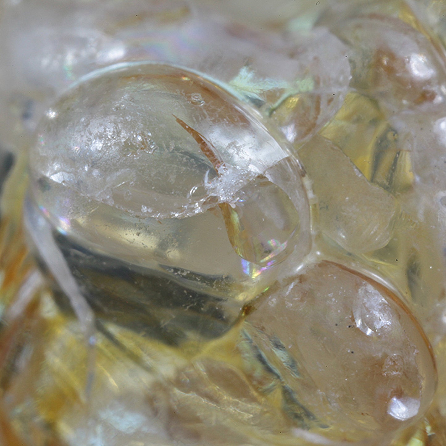 Opal
(var: Opal-AN) / (var: Hyalite Opal)
(“Blood Vessel Opal”)