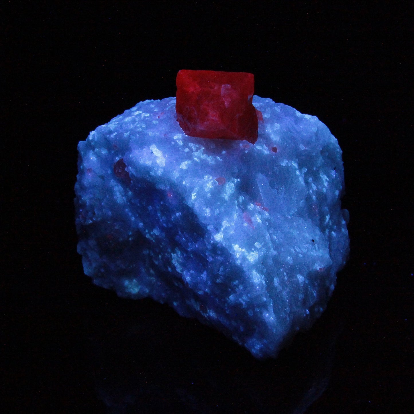 Spinel on matrix