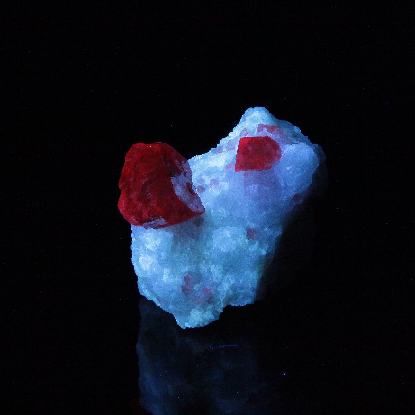 Spinel on matrix