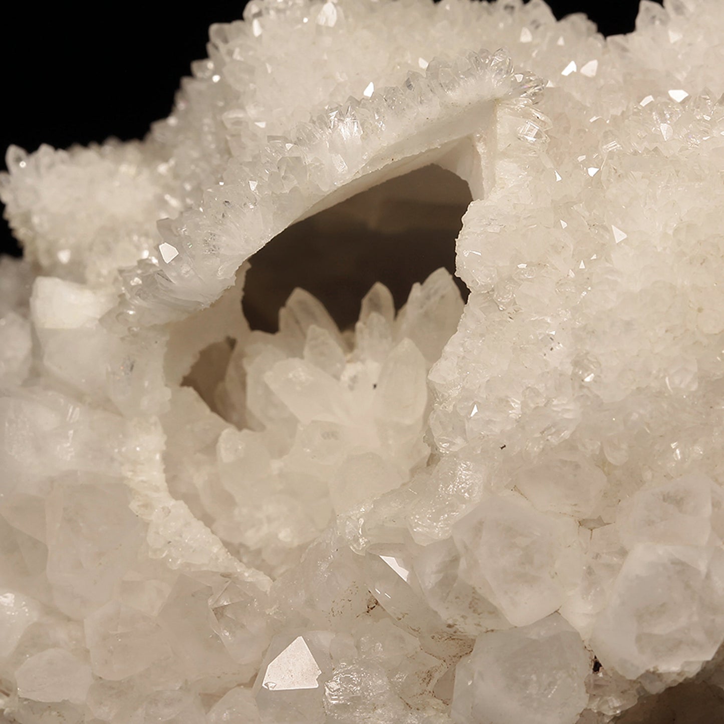 Quartz "casts" after Calcite on matrix