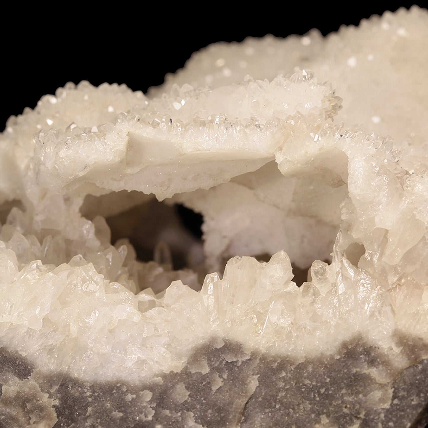 Quartz "casts" after Calcite on matrix