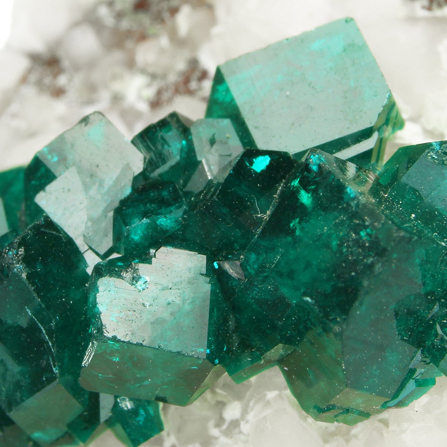 Dioptase on Calcite