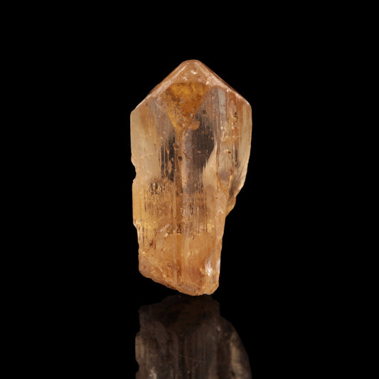 Danburite 
(GEM crystal)