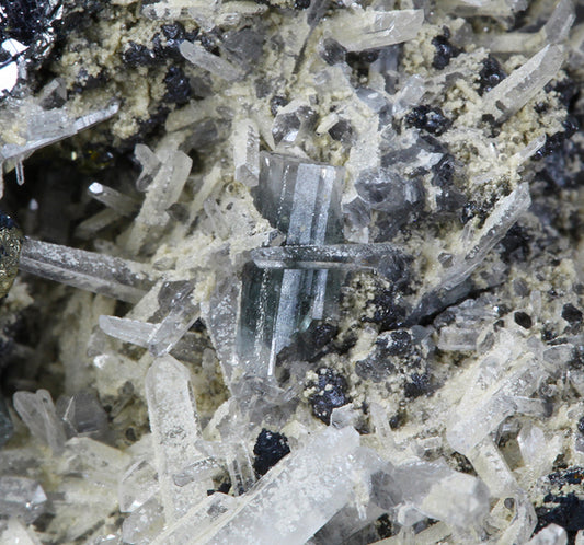 Fluorapatite  
(doubly terminated)