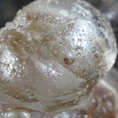 Opal 
(var: Opal-AN) / (var: Hyalite Opal) 
(“Blood Vessel Opal”)