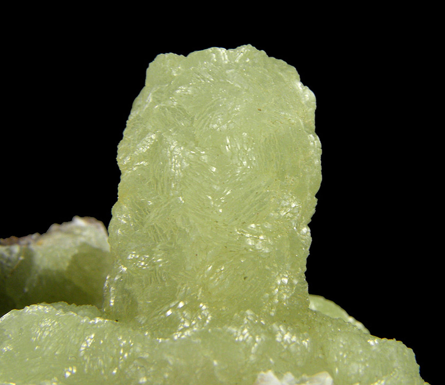 Prehnite finger cast after Anhydrite with Calcite