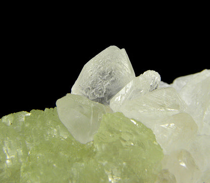 Prehnite casts after Anhydrite with Calcite