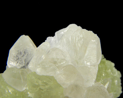 Prehnite casts after Anhydrite with Calcite