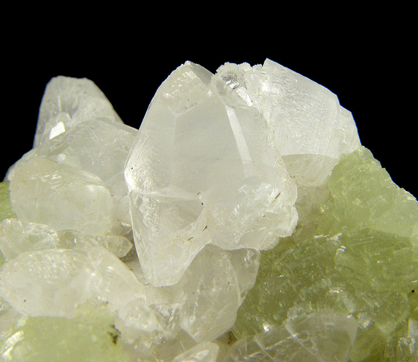Prehnite casts after Anhydrite with Calcite