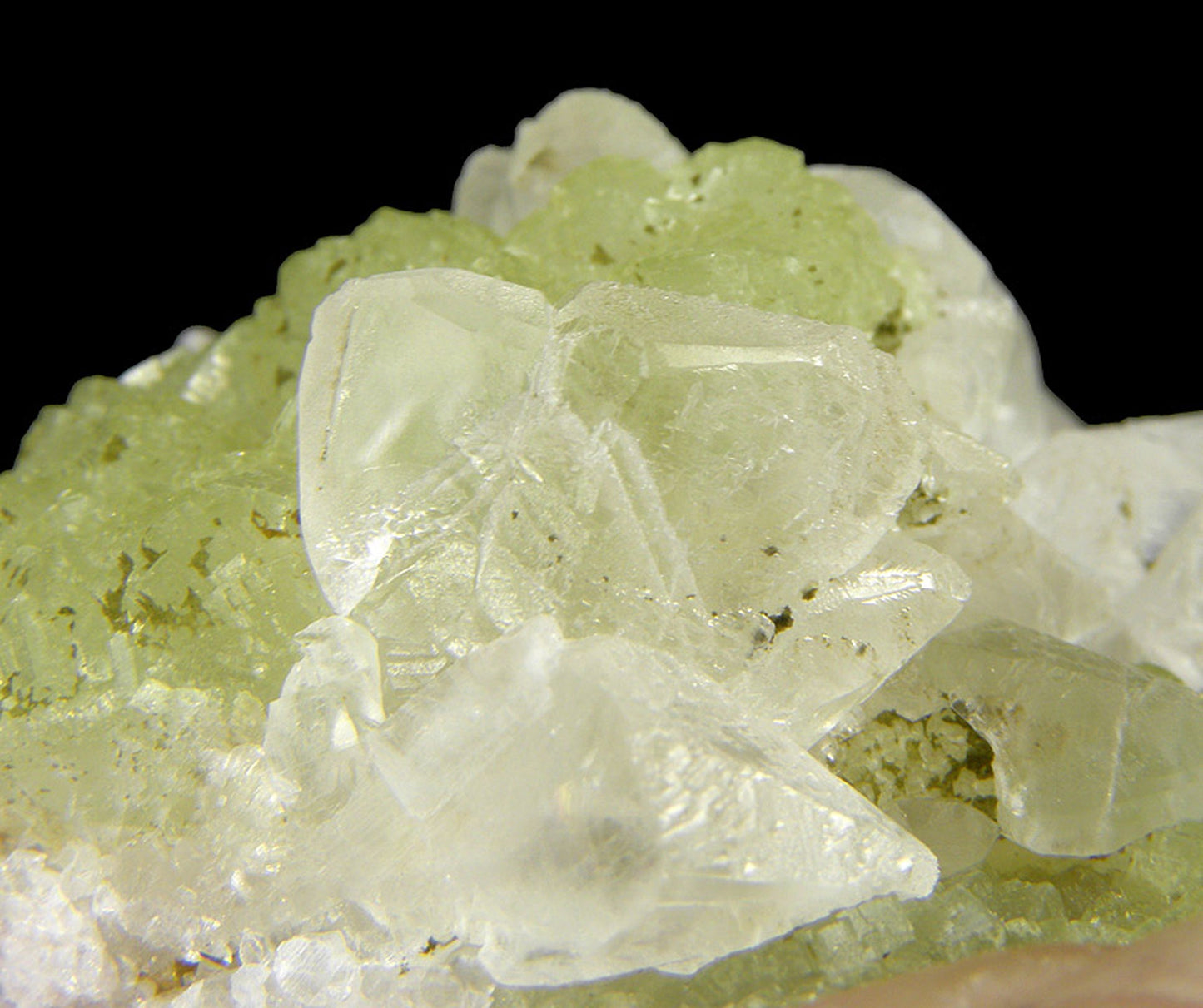 Prehnite casts after Anhydrite with Calcite
