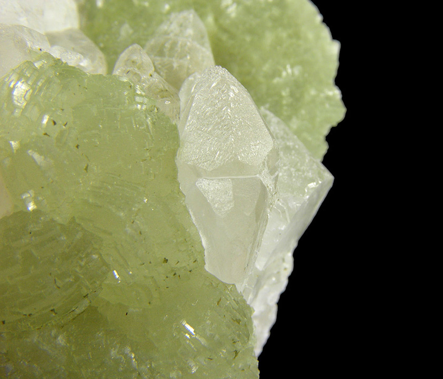 Prehnite casts after Anhydrite with Calcite