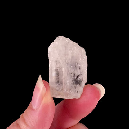 Hambergite 
(gemmy twinned crystal)