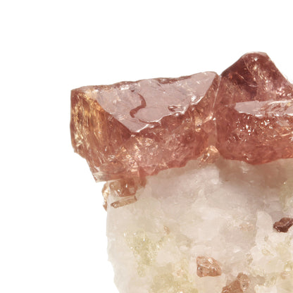 Spinel (3 twins!) on matrix