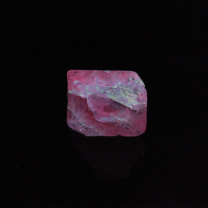 Spinel 
("floater")